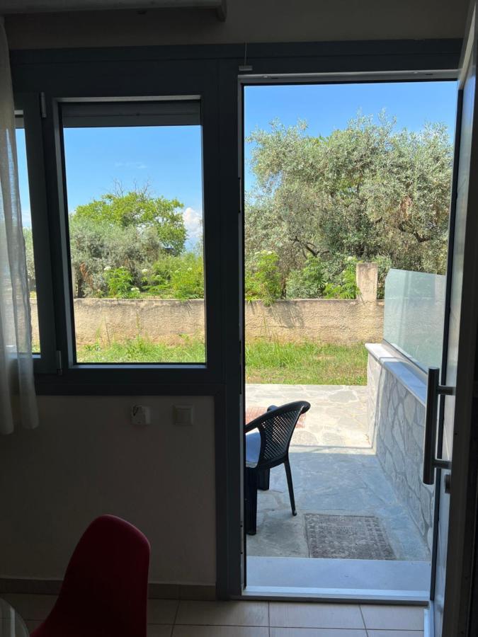 Bivas Apartments Limenas  Exterior photo