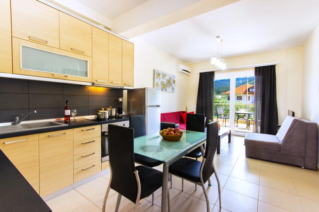 Bivas Apartments Limenas  Exterior photo