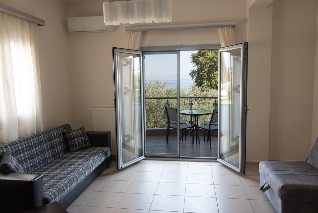 Bivas Apartments Limenas  Exterior photo