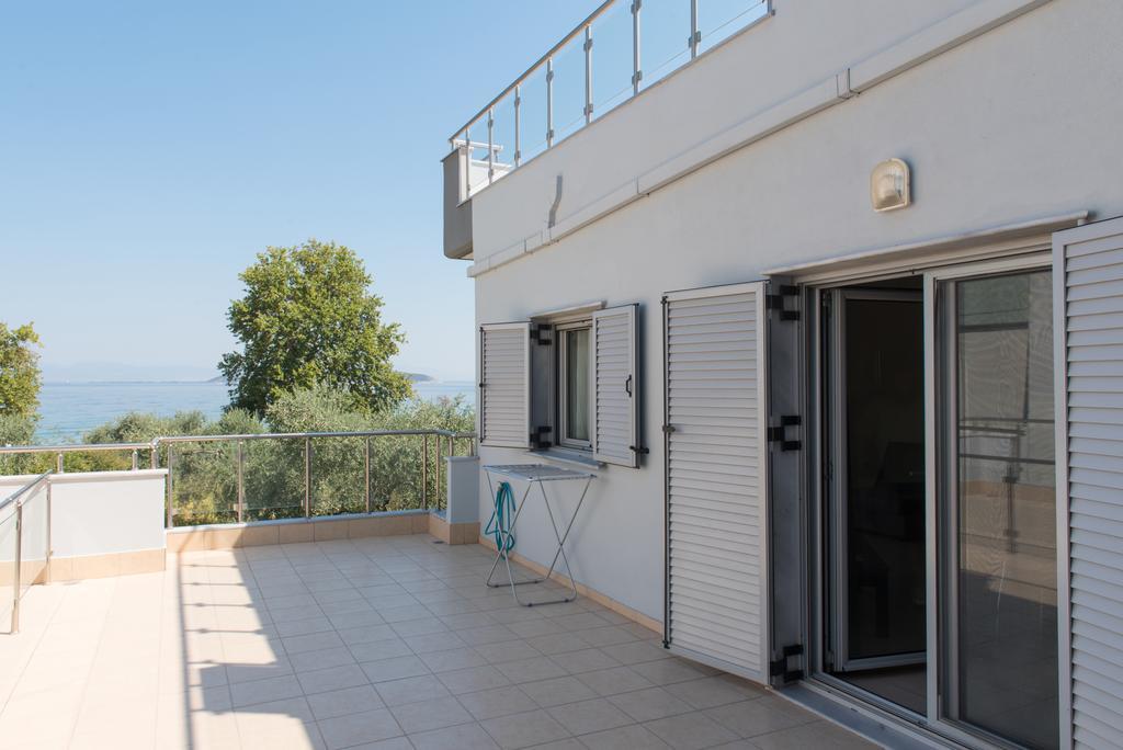 Bivas Apartments Limenas  Exterior photo