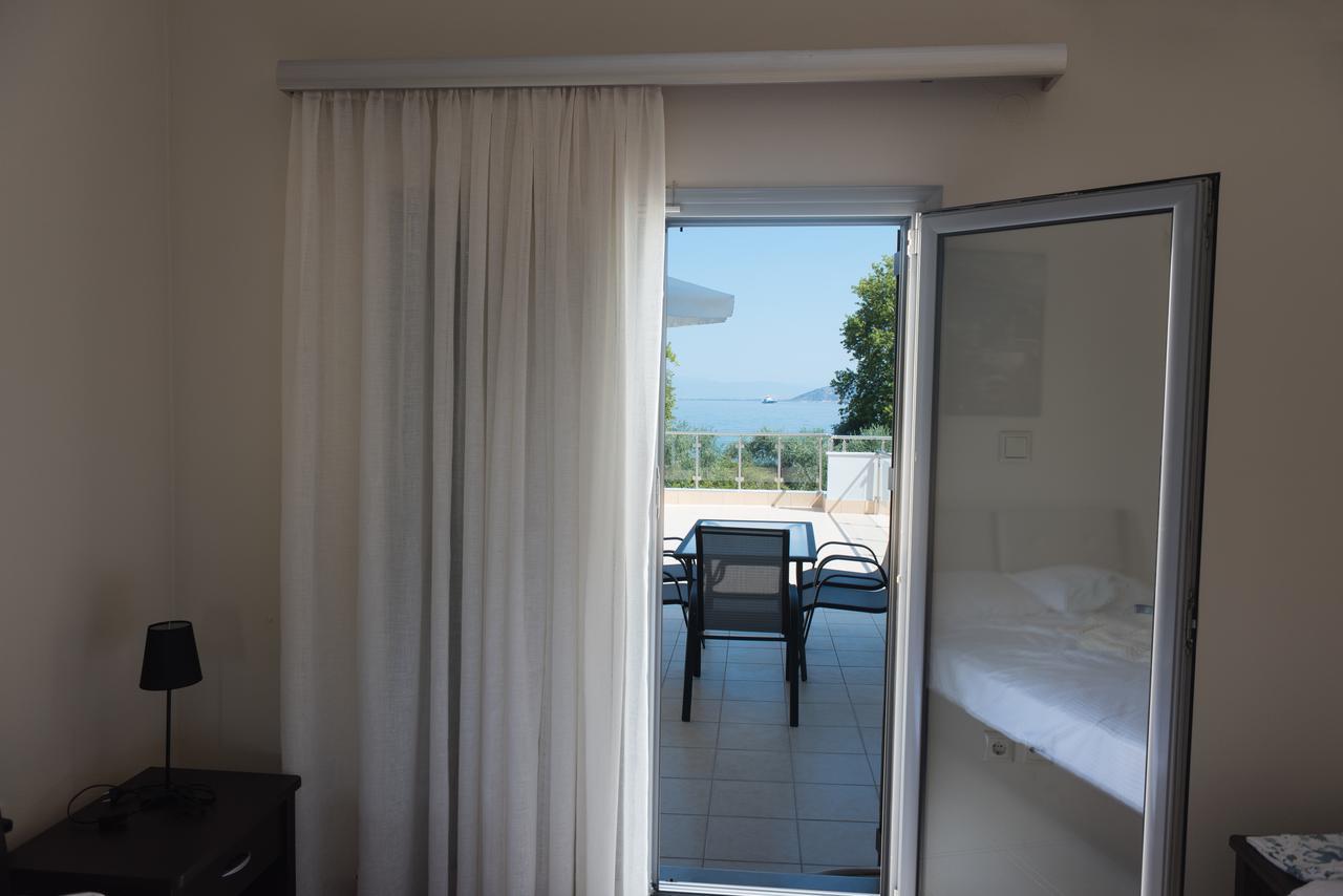 Bivas Apartments Limenas  Exterior photo